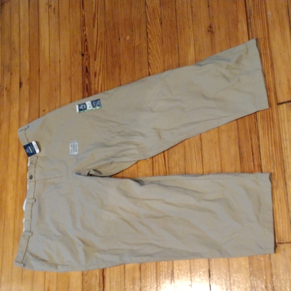 George Khaki's Straight comfort waist. 48x30 New